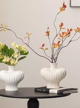 轻奢风陶瓷ins艺术感桌面客厅诧寂风异形仿真插花玄关装饰品摆件