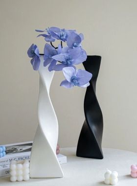 异形陶瓷三角花瓶插花水培干花客厅家居装饰品ins艺术风轻奢现代