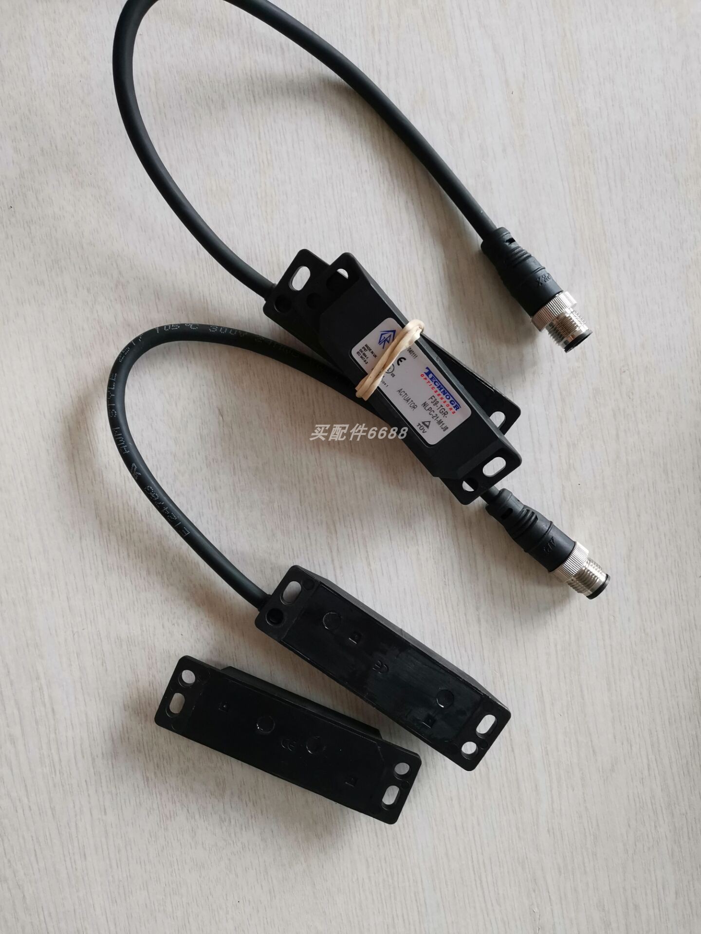 TECHNOGR F3S-TGR-NLPC-20-M1J8  接近开关 现货 商业/办公家具 会展家具 原图主图