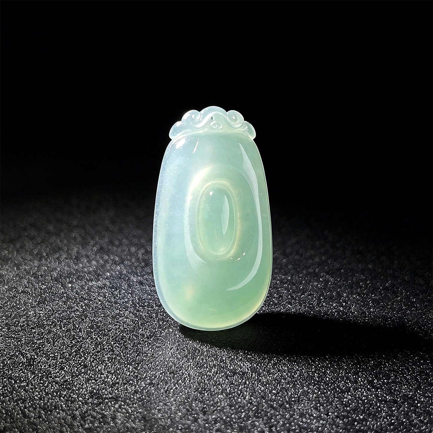 七彩云南缅甸A货天然翡翠冰种晴水绿翡翠福贝挂件吊坠