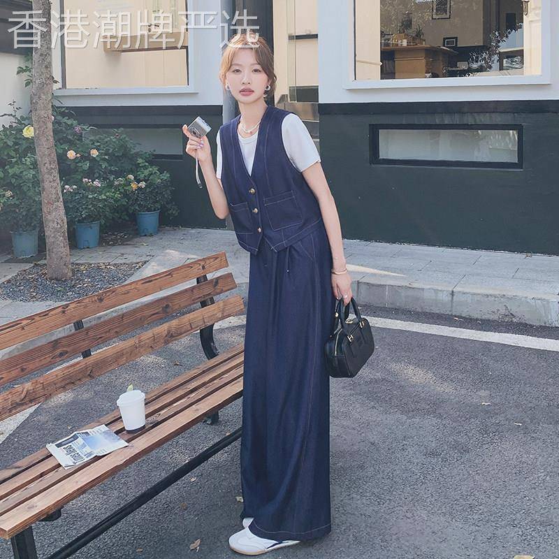 深蓝色韩系气质通勤套装女夏季2026新款休闲T恤马甲阔腿裤三件套