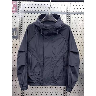 高端连帽冲锋衣外套男士2025新款爆款春秋季工装夹克男款冬装棉服