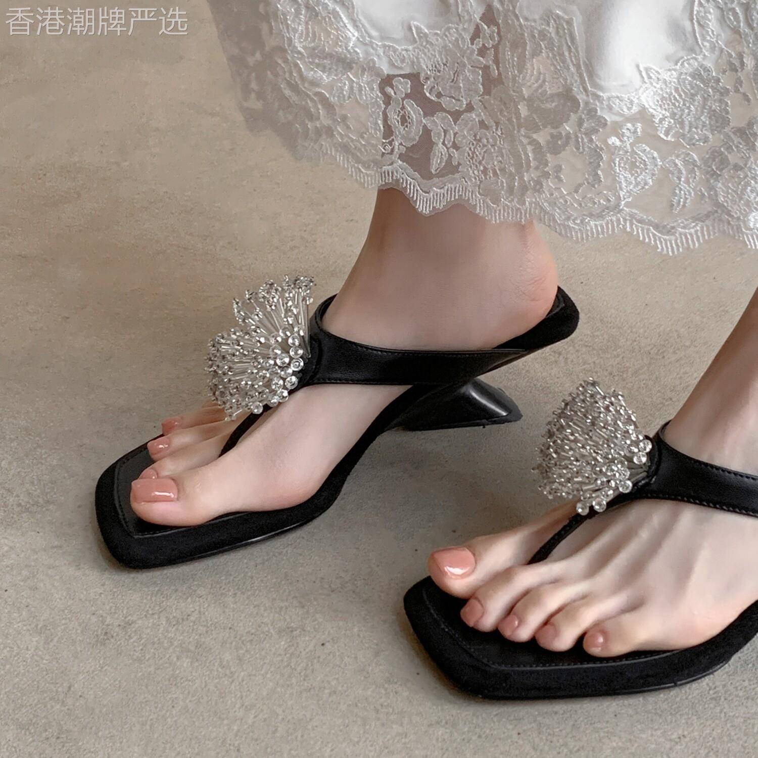 烟花盛宴~ 轻奢仙女风水钻人字拖夹趾异形高跟凉拖鞋女款外穿夏季