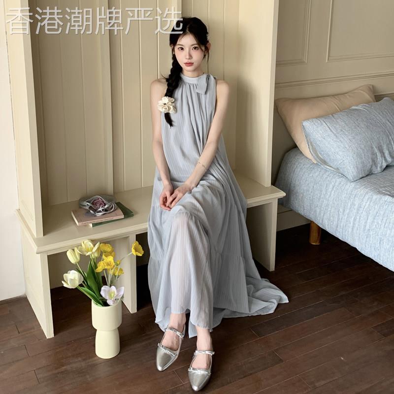 法式超仙蓝色蝴蝶结挂颈洋装女2026夏季气质绝美度假风露肩长裙