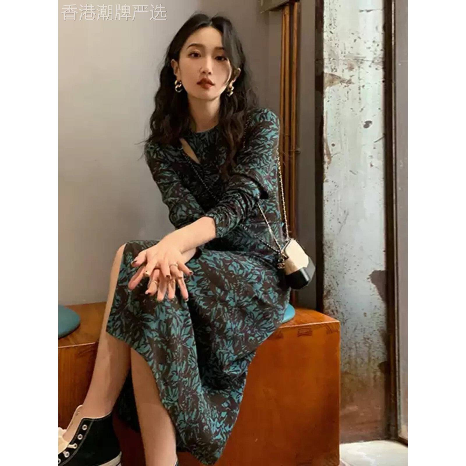 MUAMY秋装2025新款覆古旗袍改良版别致高级感开叉修身碎花连衣裙