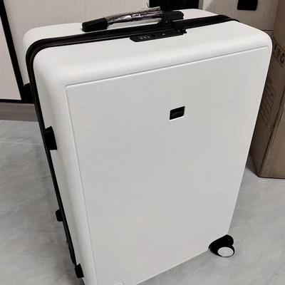 行李箱男生大容量结实耐用拉链出口2026新款密码旅行皮箱拉杆箱女