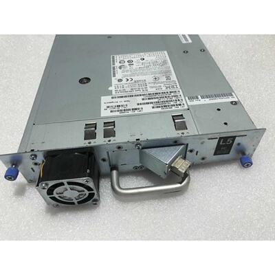 IBM 3573-8248 00V6733 46X6075 46X2684 LTO5 8GB FC HH 驱动器