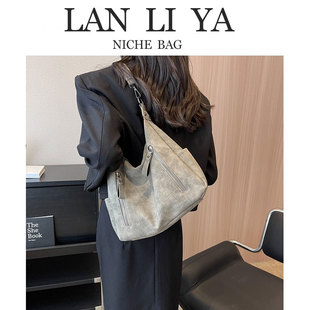 兰莉娅BAG潮牌设计2023秋冬大容量托特包复古单肩斜挎包女通勤包