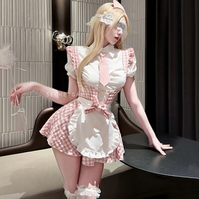 男生根本不敢直视！试穿瞬间理解什么叫「禁欲制服」的杀伤力！