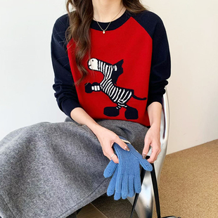 90%羊毛2026新款黑红拼色本命年小马提花圆领插肩袖毛衣针织衫女