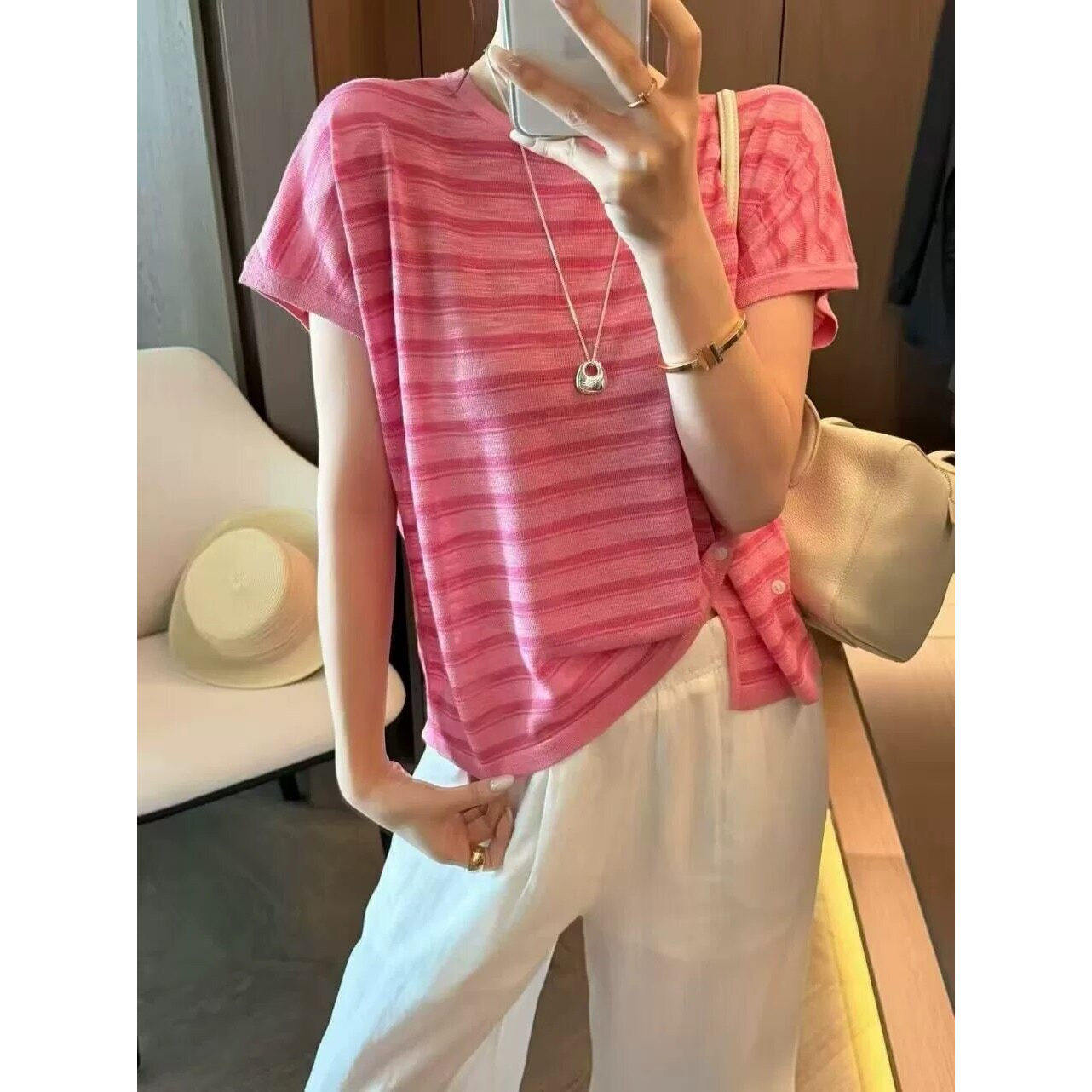 欧货2026新款别致设计下摆开叉拼色条纹蝙蝠短袖T恤上衣女夏