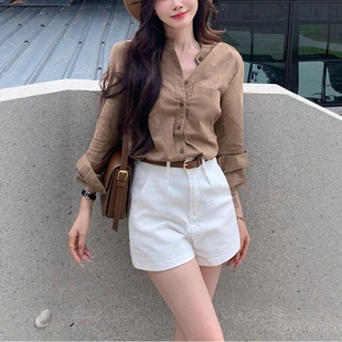 高腰宽松时髦阔腿小白裤 新款 女2025冬季 李李服饰简洁百搭牛仔短裤