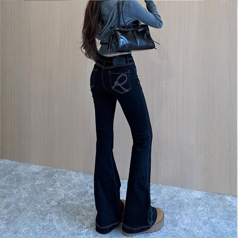 李李服饰口袋刺绣微喇牛仔裤女2026年春季新款高腰显瘦长裤