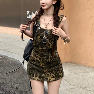 李李服饰千禧辣妹豹纹牛仔背带裙女2026夏季 裙 高腰宽松显瘦包臀裤