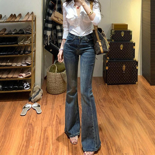 设计感高腰喇叭裤 新款 女2026夏季 李李服饰线条刺绣微喇牛仔裤