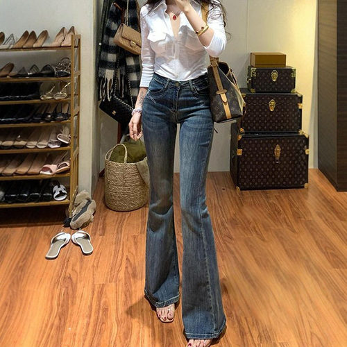 线条刺绣微喇牛仔裤女