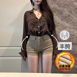 浅卡其美胯热裤 新款 女2025冬季 李李服饰加绒低腰双扣丰胯牛仔短裤