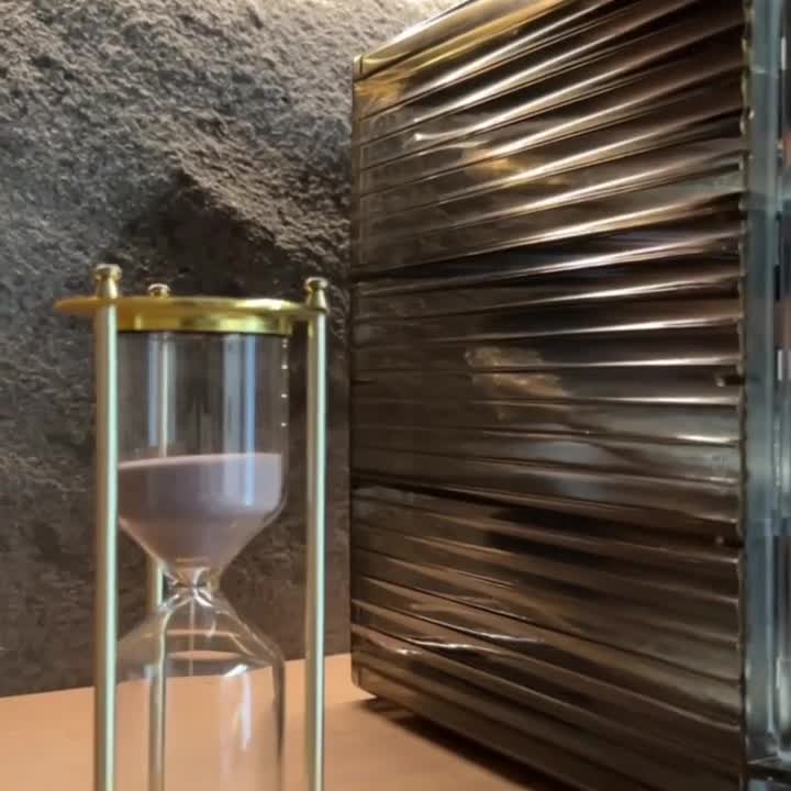 水吧杯子收纳置物架柜内