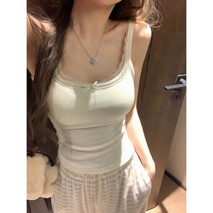 新款 秋季 磨毛蕾丝花边黑白色吊带背心带胸垫内搭女上衣 CHAN NAYA