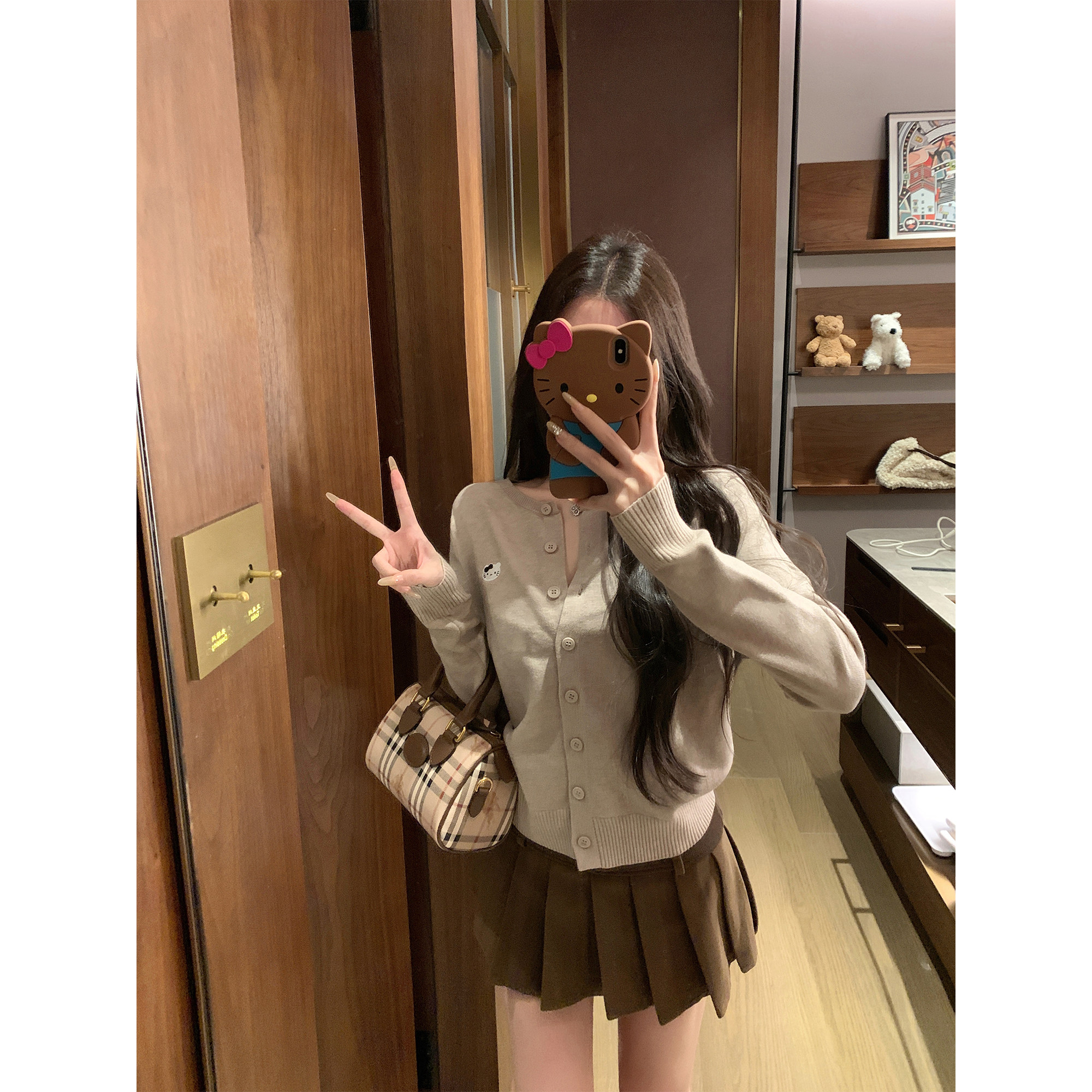 NAYA CHAN kt刺绣圆领针织开衫休闲毛衣外套女秋冬甜美减龄上衣,女装/女士精品,毛针织衫,淘宝优惠券,粉丝福利购,淘宝优惠卷