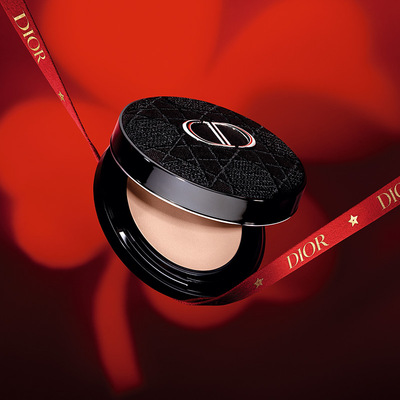 Dior迪奥锁妆凝脂恒久气垫粉底