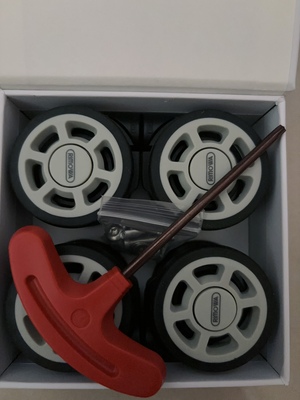 静音耐磨赠送工具轻松安装