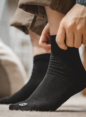 马登工装日系复古防臭透气印花中筒袜秋夏吸汗纯色运动防滑袜子男