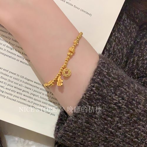 晚睡的桔梗「招财进」沙金四叶草铜钱手链钱币暴富招财新中式手饰