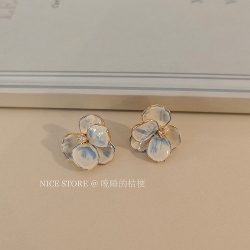 晚睡的桔梗I渐变蓝花朵耳环