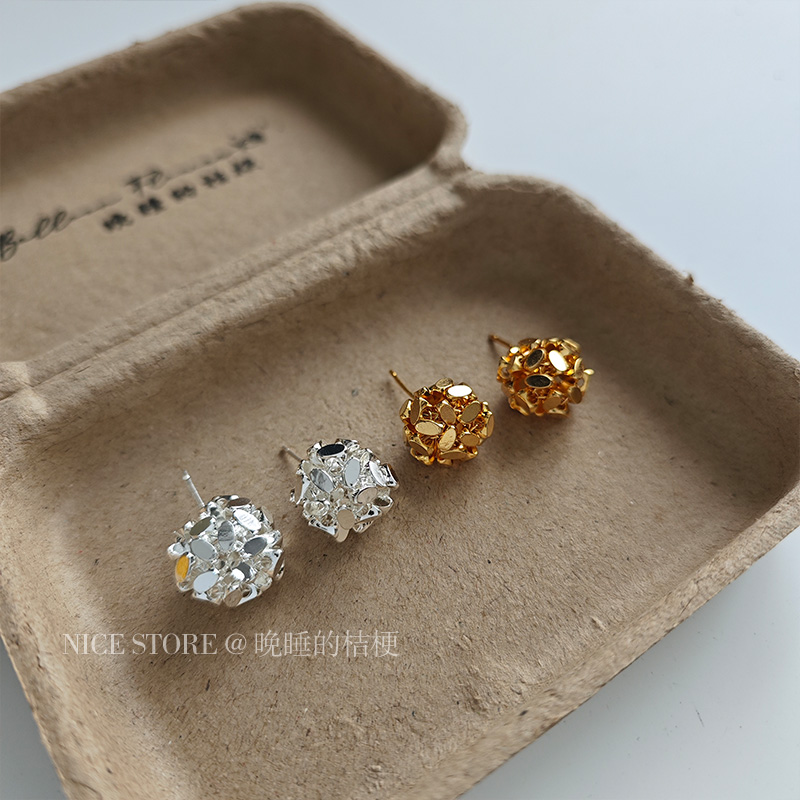 ｜金属编织球形耳钉晚睡的桔梗