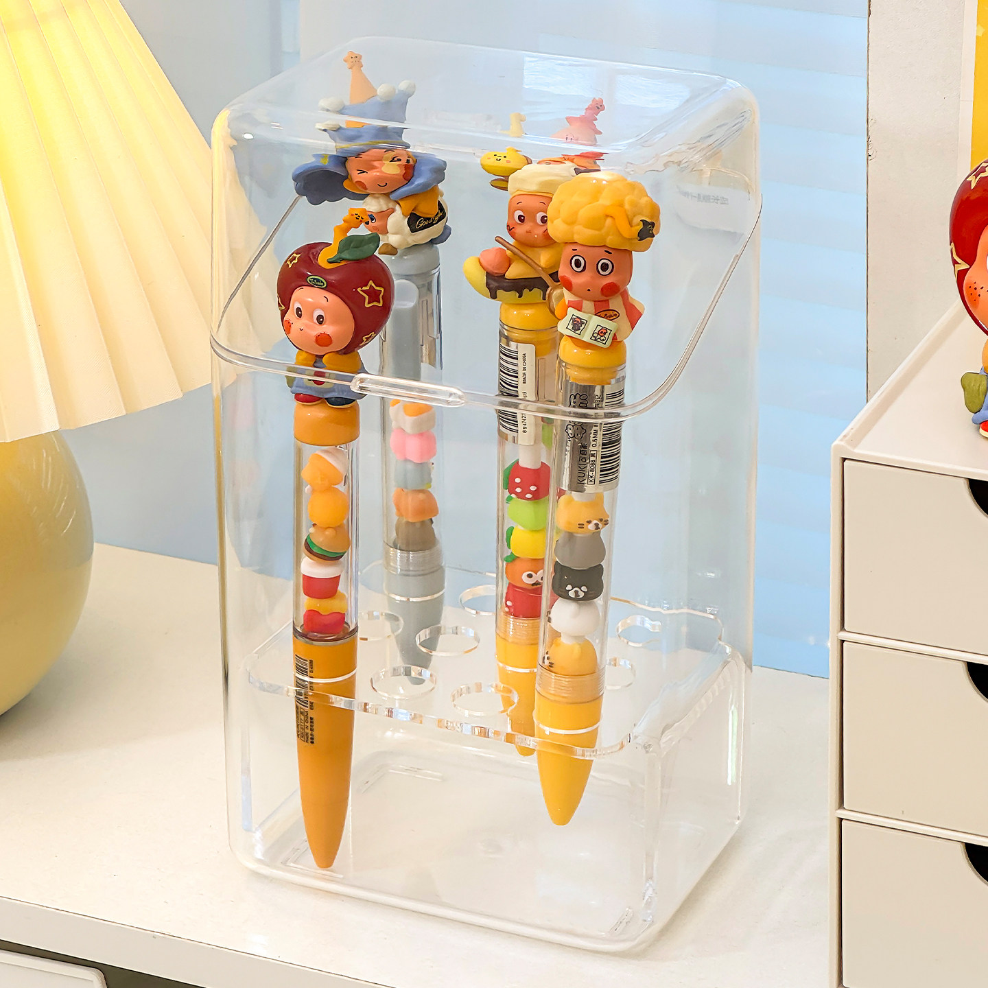 萌粒笔收纳笔筒防尘亚克力笔架大容量放泡泡玛特星星人串串乐笔盒,收纳整理,笔筒,淘宝优惠券,粉丝福利购,淘宝优惠卷