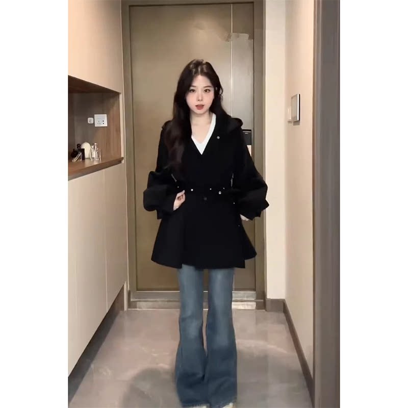 慵懒风小个子风衣外套女2025新款赫本风黑宽松连帽斗篷收腰大衣