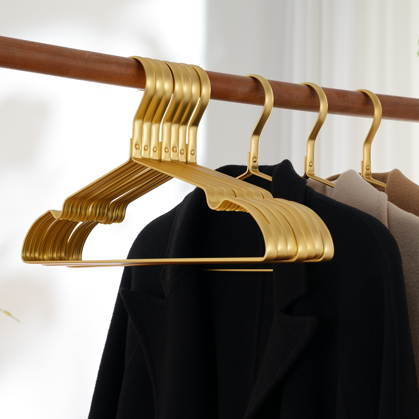 铝合金加宽无痕防滑挂衣卧室撑子