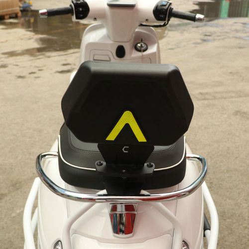 适用光阳KR150后靠背后座腰托腰靠垫改装柔软加厚CK150T-19臀靠