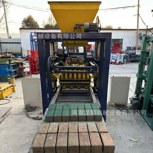 龙邦4-26制砖机防腐机架工艺页岩适配批量供货多功能砌块机