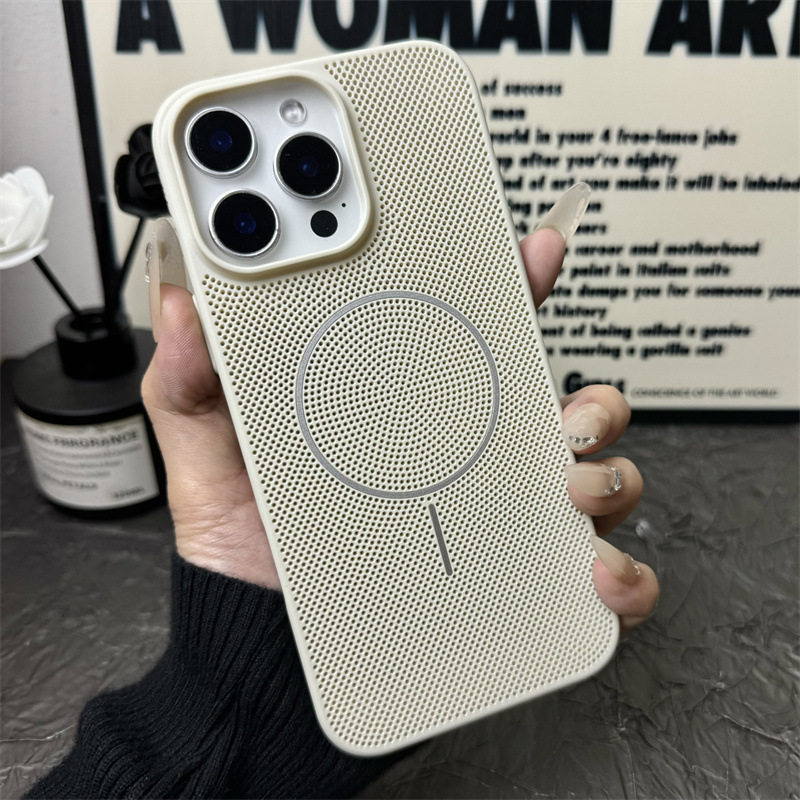 名创优品适用苹果17promax磁吸手机高级感散热孔壳iPhone16pro超薄磨砂15PM防摔保护套17无线充电MIN