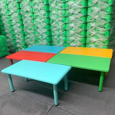 幼儿园现代简约四角腿幼儿园培训桌凳塑料小桌可升降六人桌子