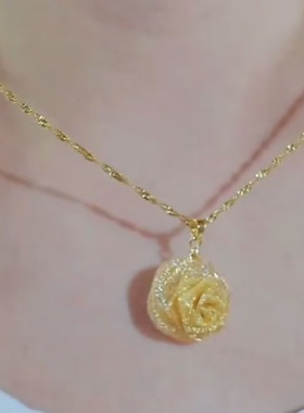 推荐一款高级感金色玫瑰花项链
