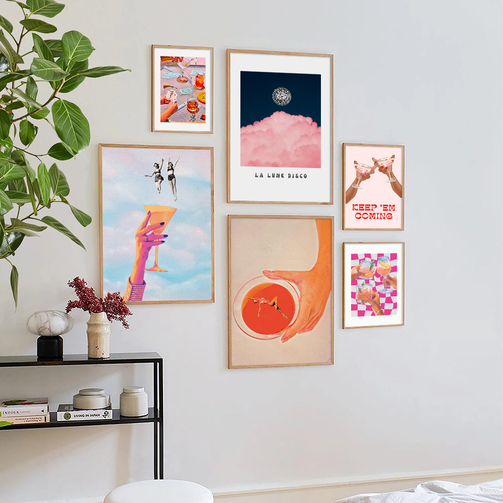 鸡尾酒威士忌挂画超现实主义风格粉色文艺装饰画小众酒吧吧台摆画