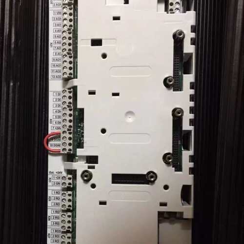 RDCU-02C RDCU-12C ACS800主板变频器议价