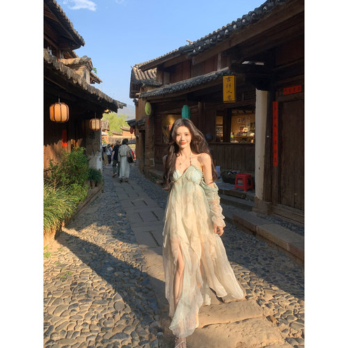 一颗甜桃yikett《清酒山茶间》夏露背吊带连衣裙女可拆卸袖连身裙