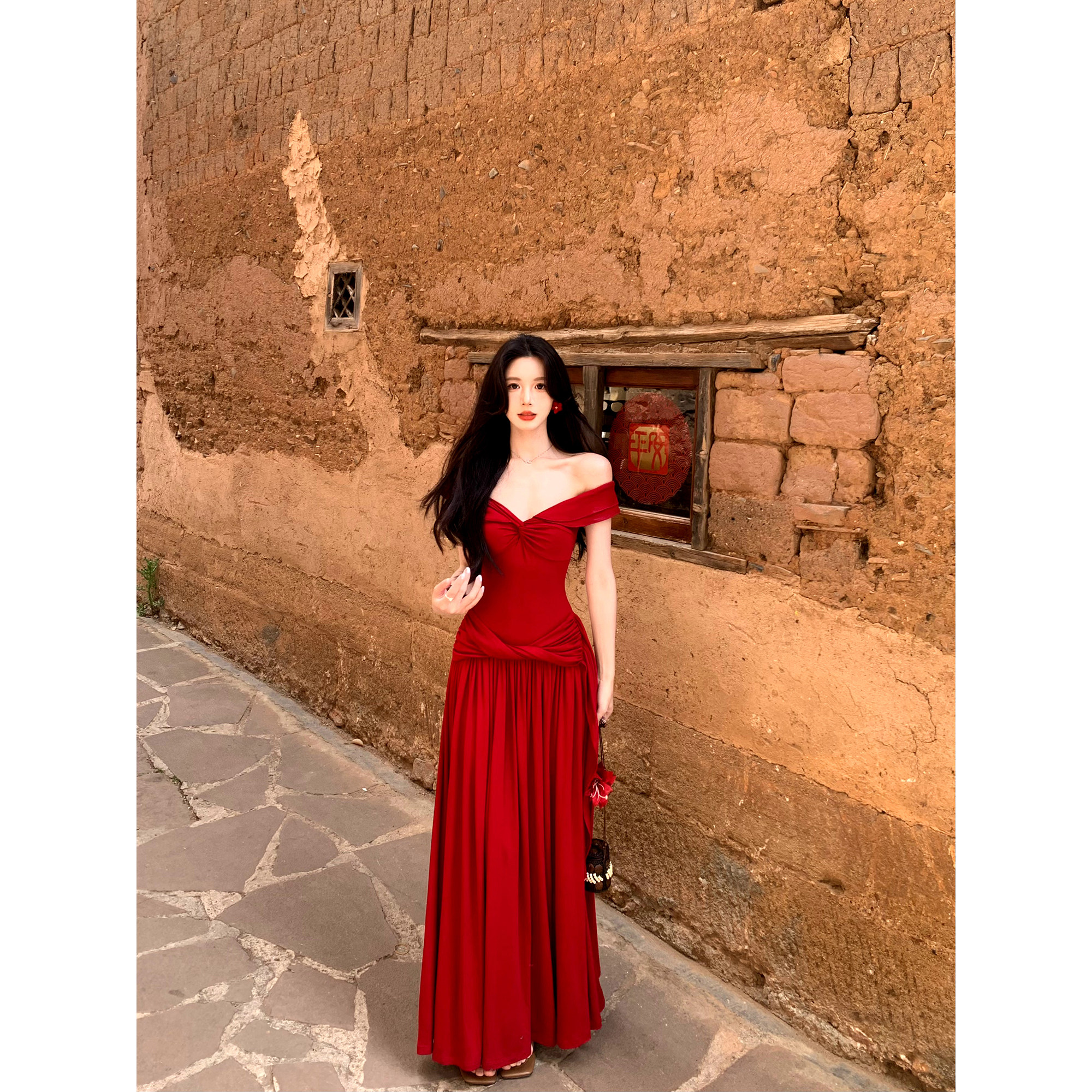 一颗甜桃yikett《明艳炽热》针织连衣裙女夏季法式度假红色连身裙