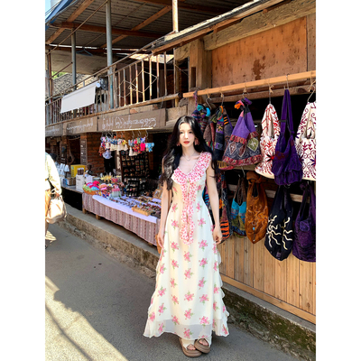 一颗甜桃yikett《仲夏见花园》碎花吊带连衣裙女夏季掐腰连身长裙