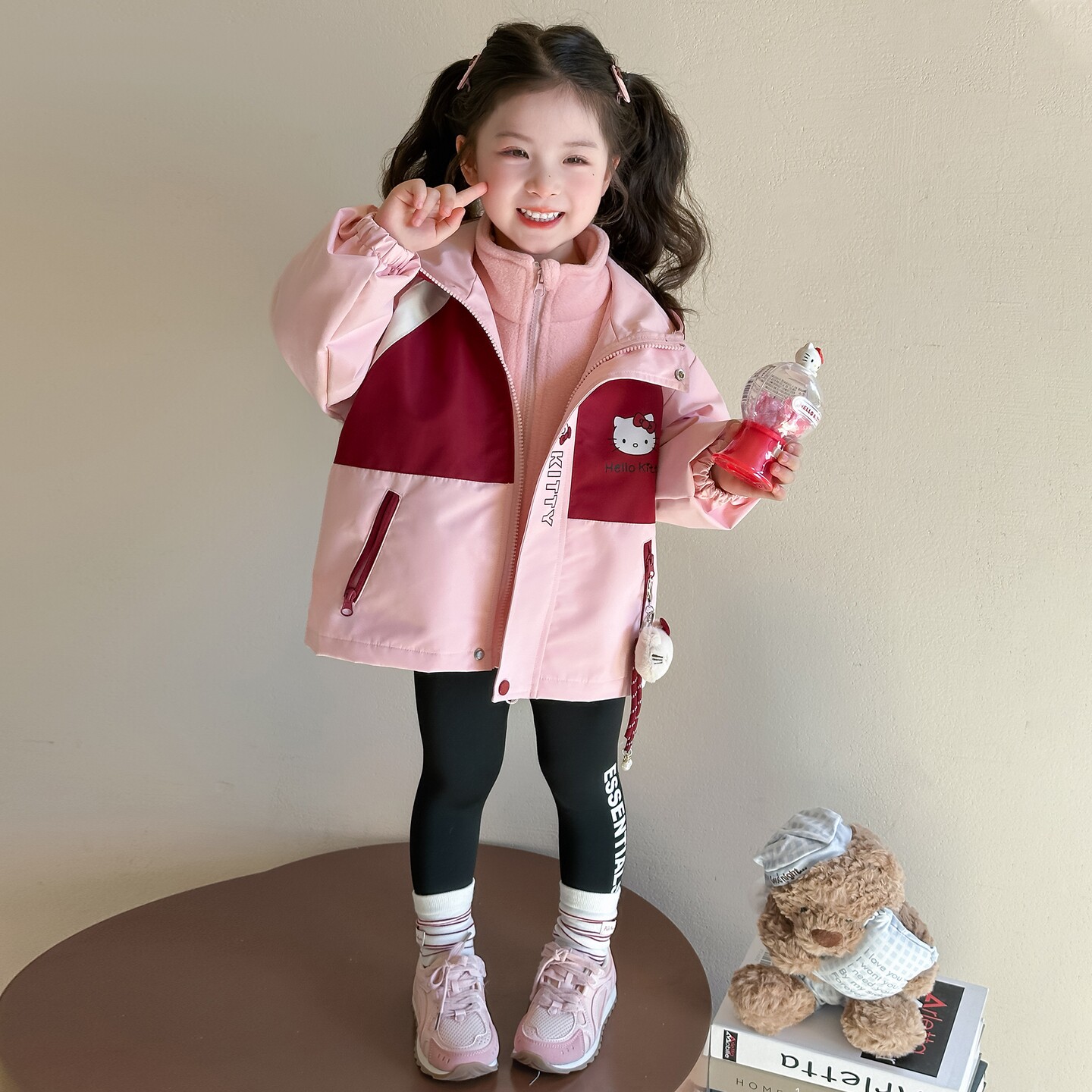 女童冲锋衣三合一可拆卸秋冬装2026新款儿童卡通连帽外套夹克上衣