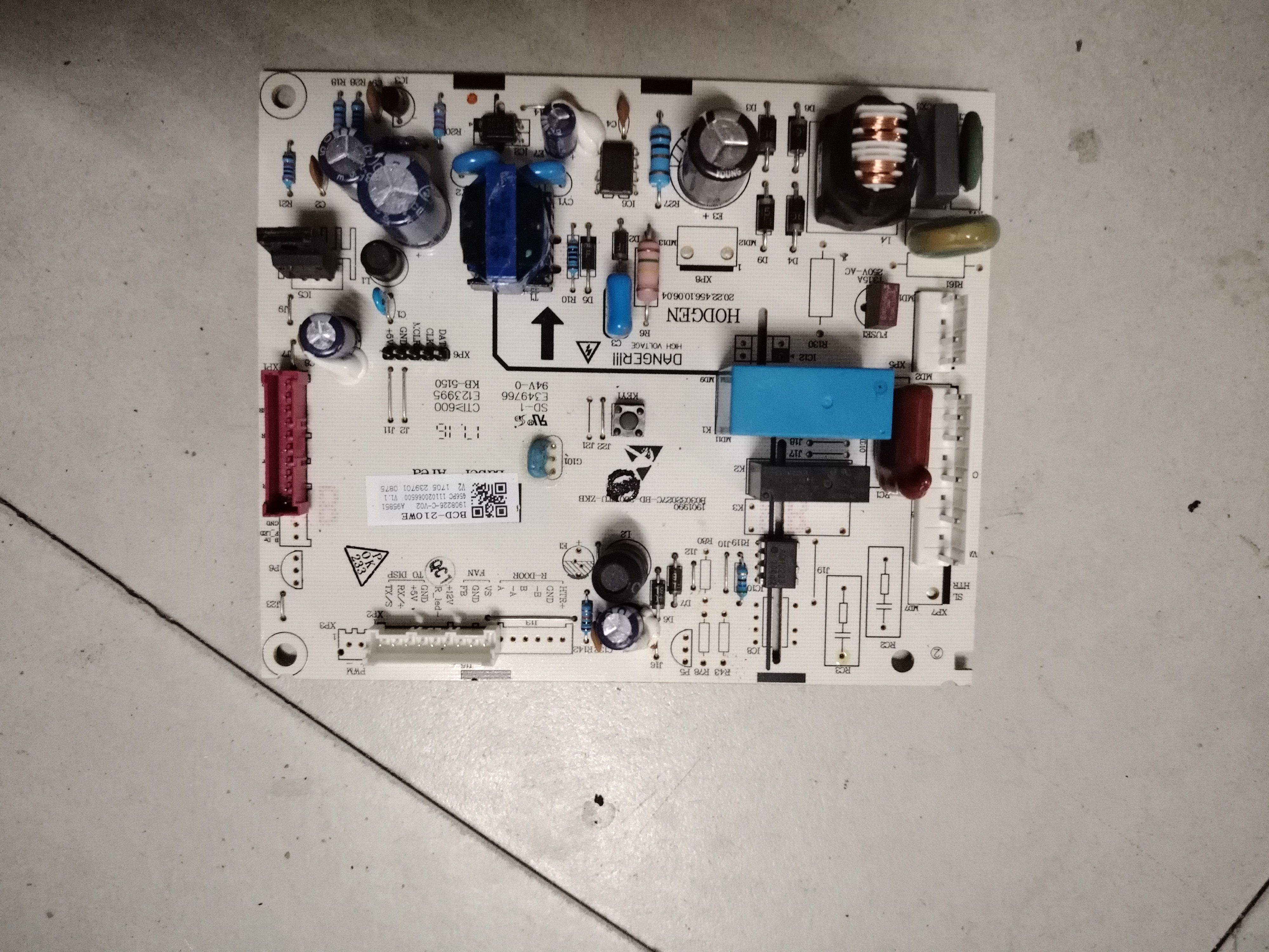 容声冰箱BCD-210WE主板