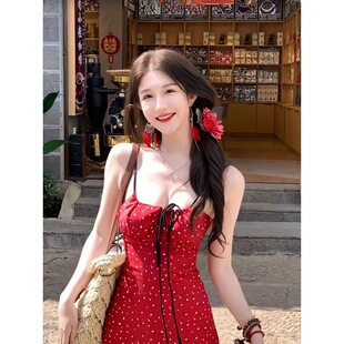 红色海边度假风碎花吊带裙连衣裙女夏季辣妹收腰显瘦绑带短裙子潮