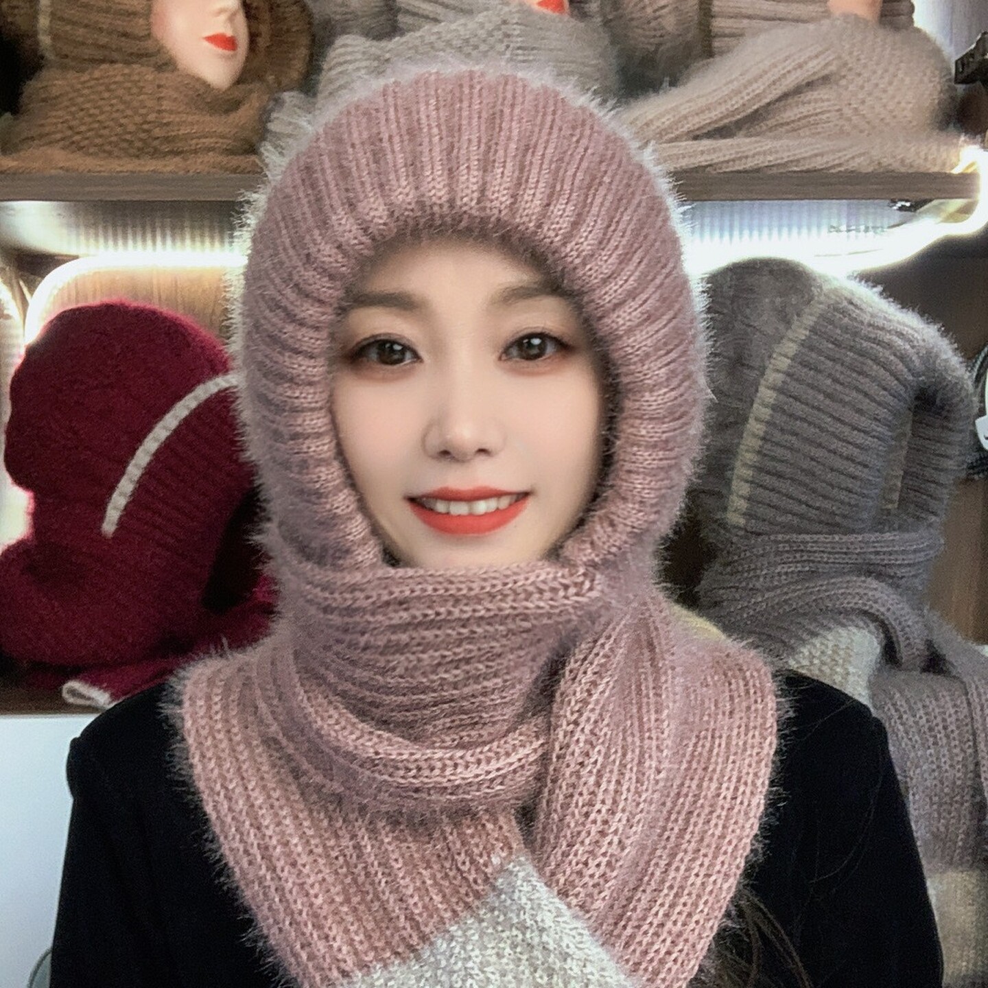 中老年围巾帽子女款2025新款冬天帽子围巾一体内里加绒连体帽子
