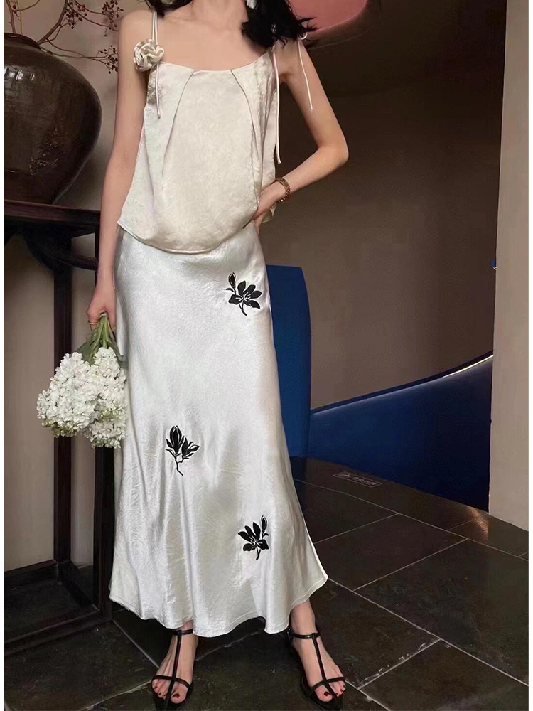 醋酸白玉兰绣花鱼尾半身裙女2025