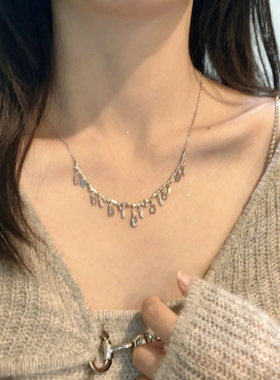 水滴树枝流苏女生项链法式小众超仙轻奢辣妹水晶装饰项链女士潮品