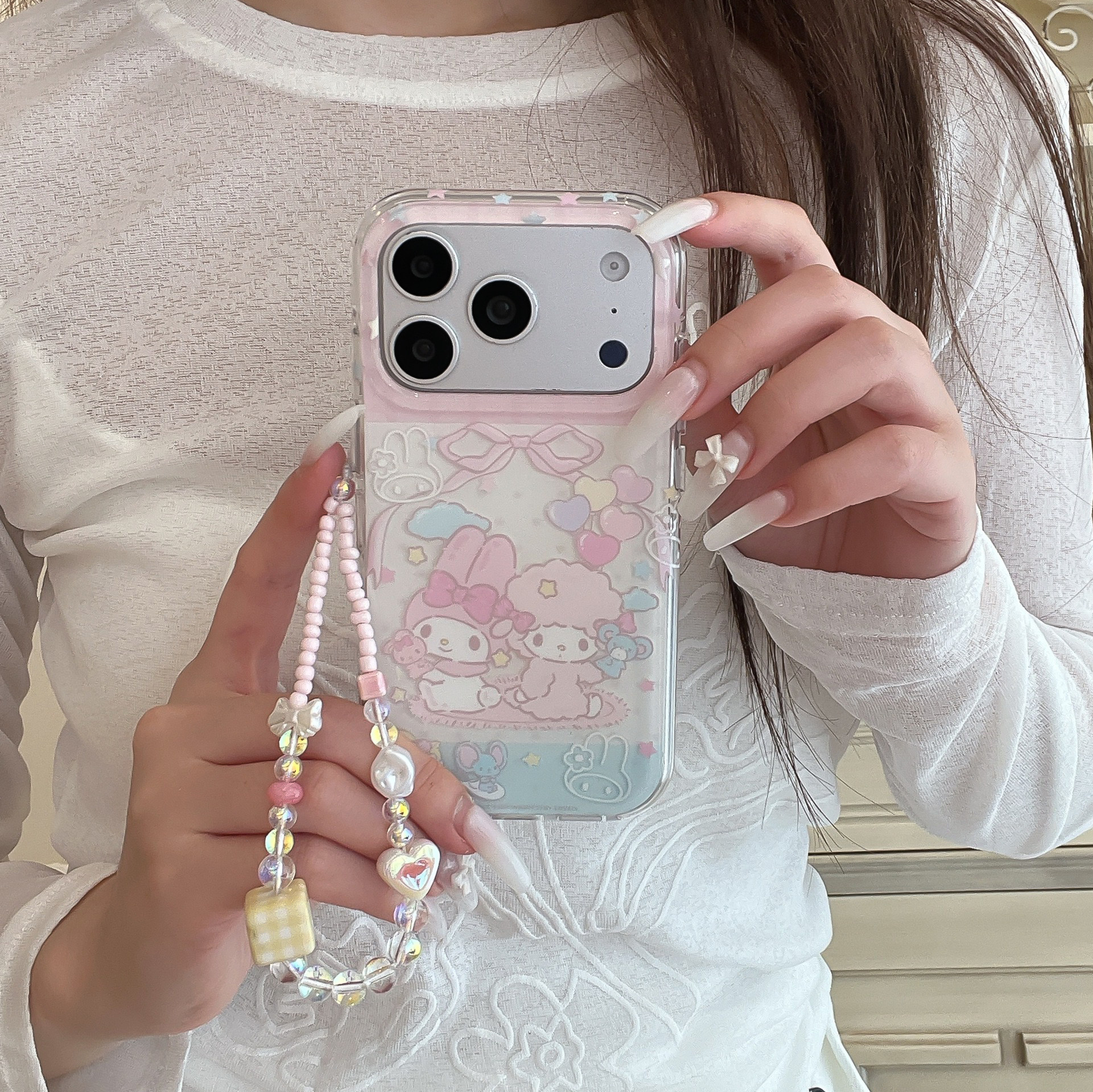 三丽鸥美乐蒂抱熊可爱适用iPhone17ProMax手机壳卡通苹果16pro保护套珠链挂饰时尚水钻15PM外壳i17软壳全包边